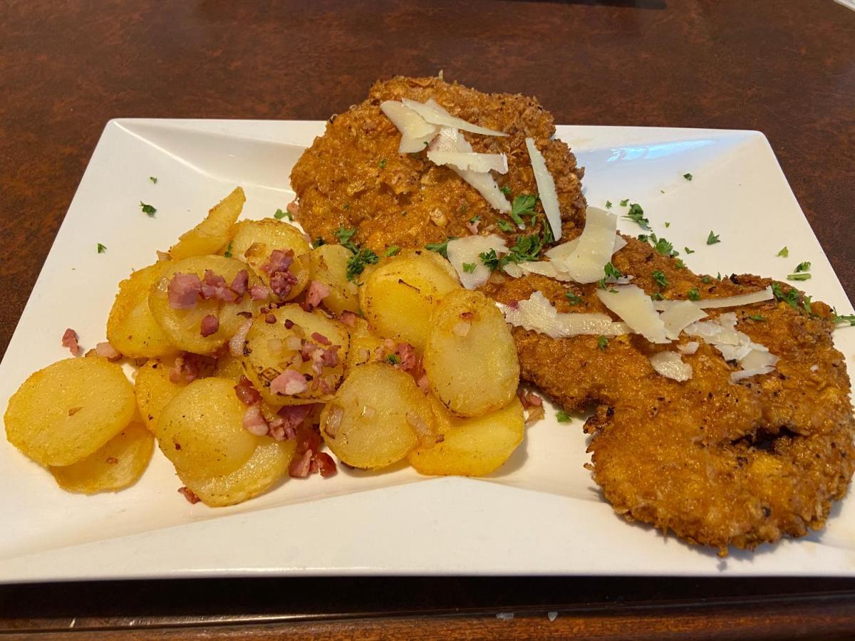 Hotel Gasthaus Felseneck Staufenberg  外观 照片